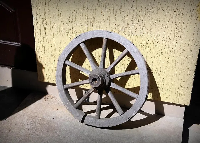 萨姆皮特拉玛雅宾馆 4*