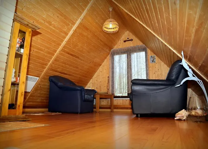 بيت ضيافة Sampetera Maja