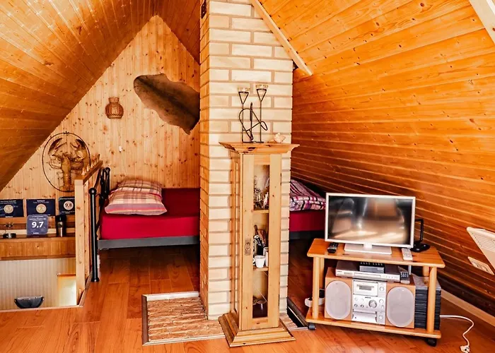 Sampetera Maja بيت ضيافة 4*